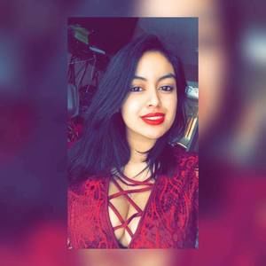 Meet your Posher, Alejandra